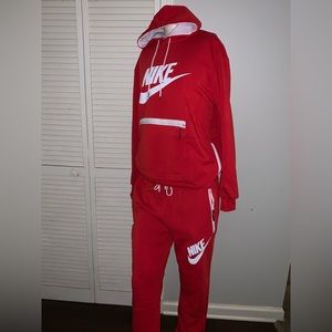 Men’s tracksuits